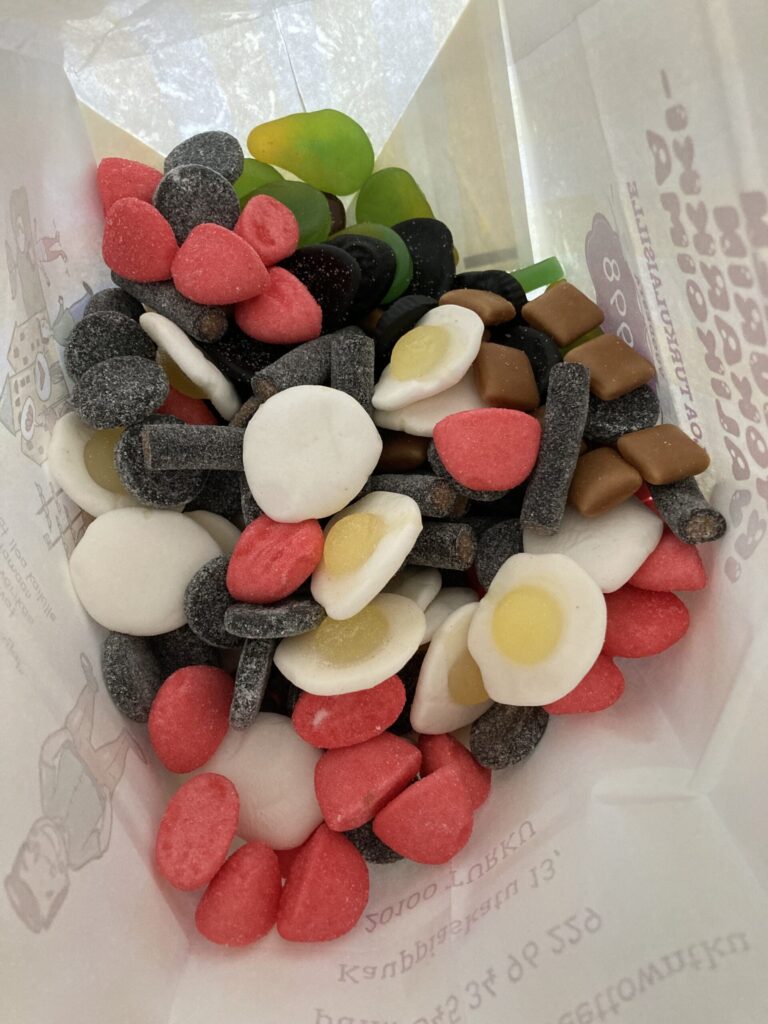 yksinäinen,yksinäisyys,yksinolo