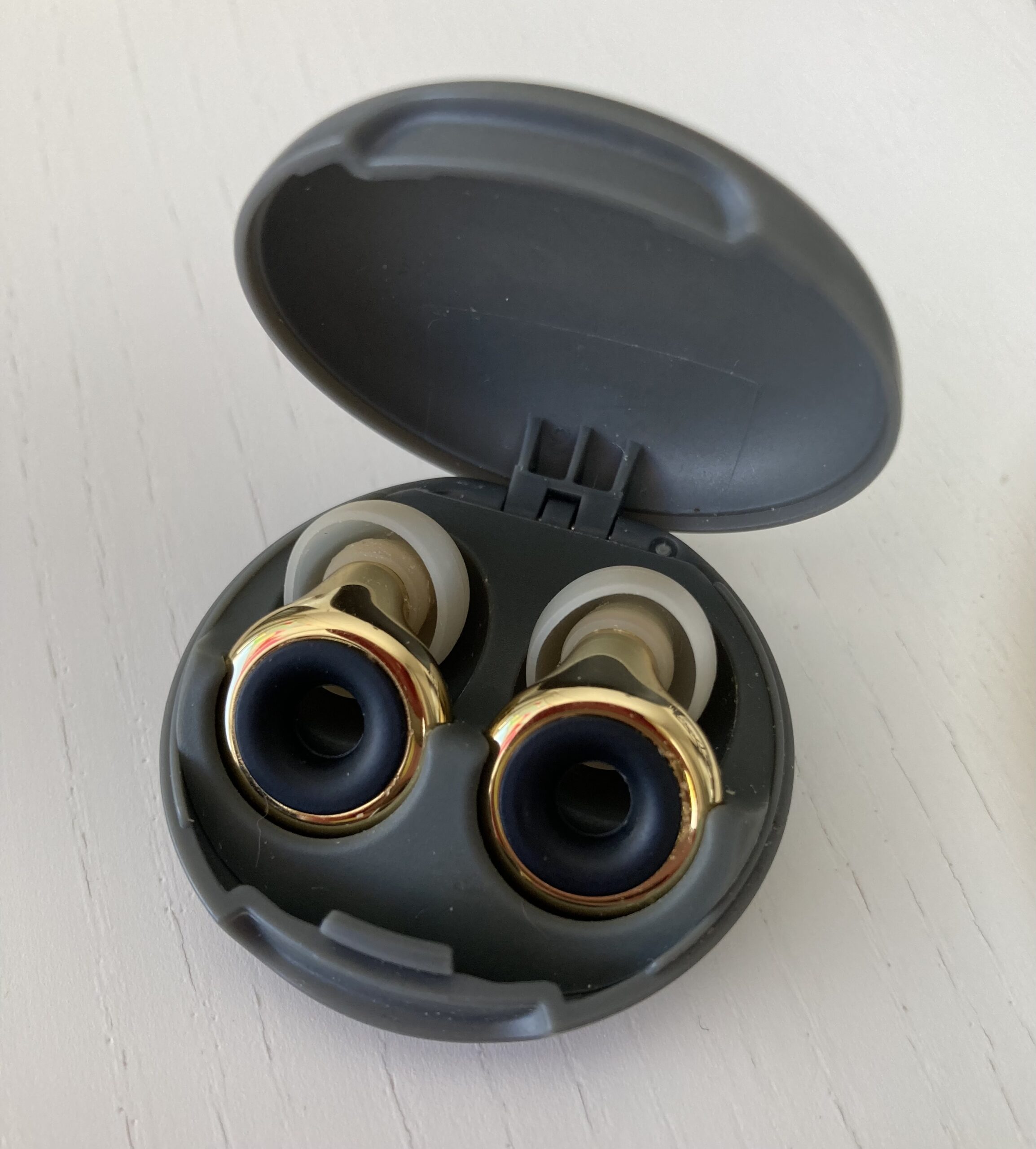 Älä paisko niitä tavaroita!